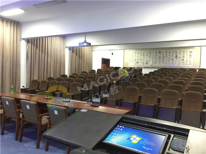 安徽省淮北市相山區實(shí)驗中學(xué)2_副本.jpg