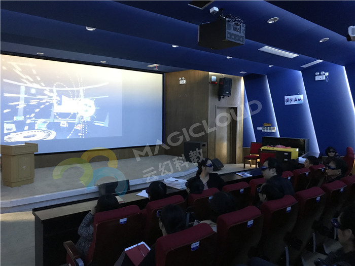 江蘇省南京航空航天大學(xué)附屬高級中學(xué)1_副本.jpg